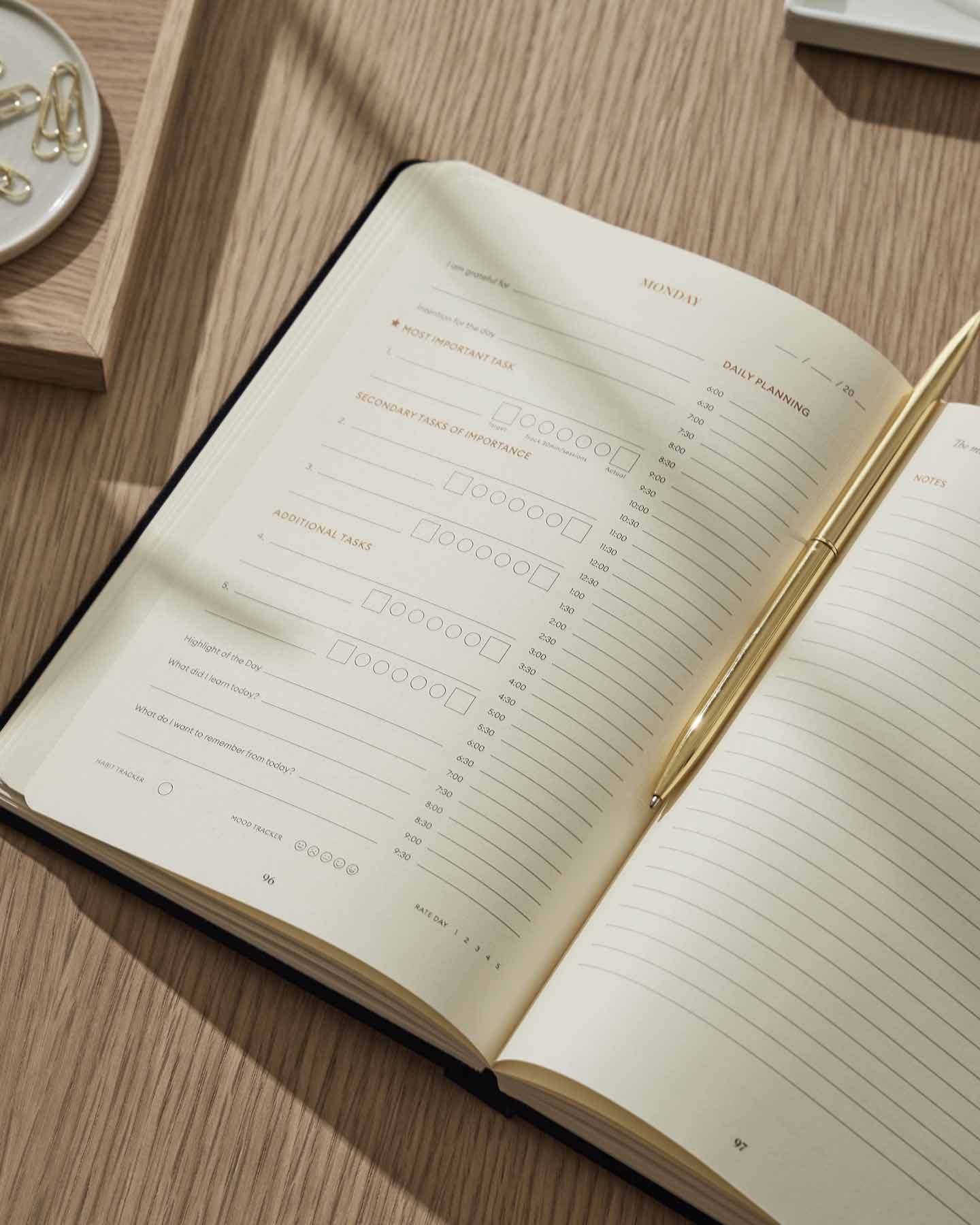 Productivity Planner - Black